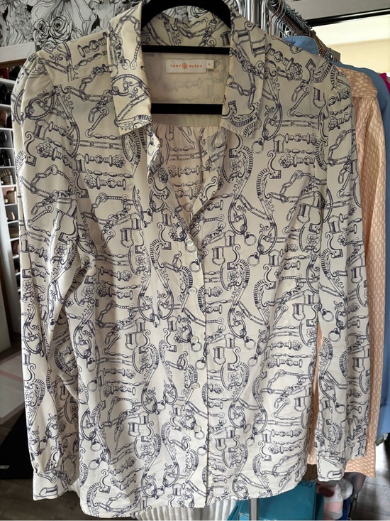 Tory Burch Tops - Tory Burch Silk Cream Shirt with Navy Equestrian Chain Print